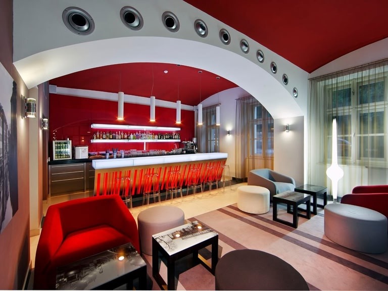 Fenzuraveq Advanced restaurant